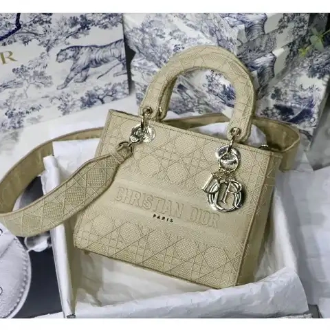 Fashionreps 205fy0072 Bags Dio 0811